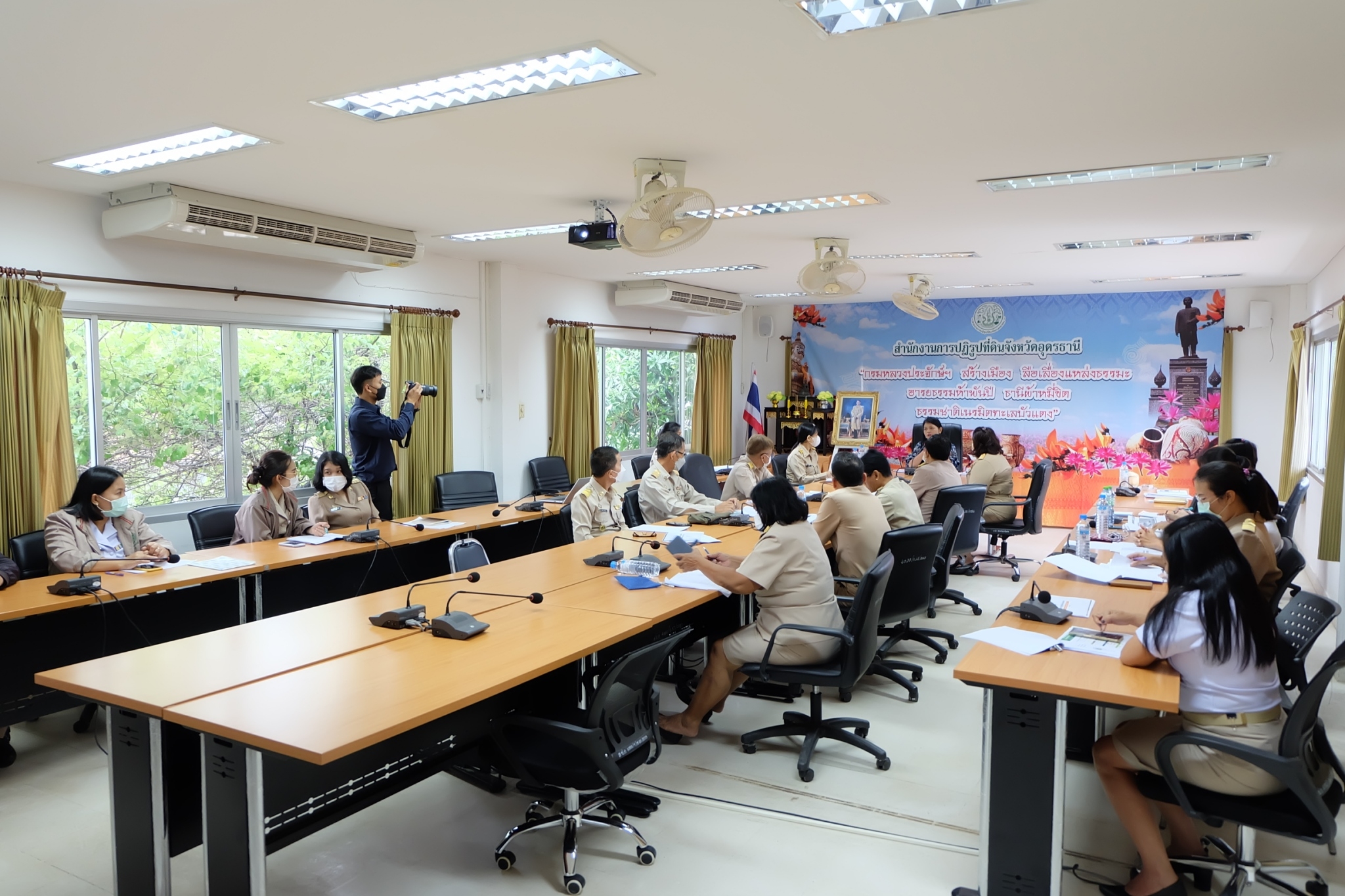 title - ผู้ตรวจราชการ ส.ป.ก. (เขตตรวจราชการที่ 10 ,11 ,12) ประชุมติดตามผลการดำเนินงานตามแผนการตรวจราชการ ส.ป.ก. ประจำปีงบประมาณ พ.ศ. 2566 รอบที่ 2 เขตตรวจราชการที่ 10 ณ ส.ป.ก.อุดรธานี